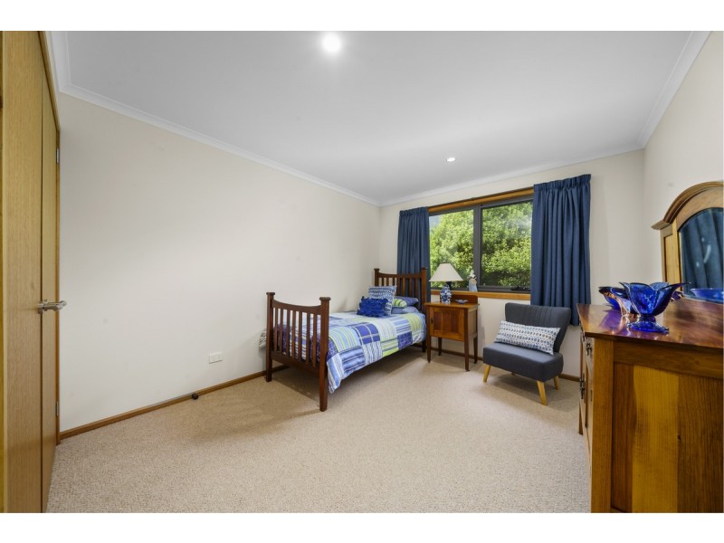 15 Macrobertsons Terrace, Claremont TAS 7011