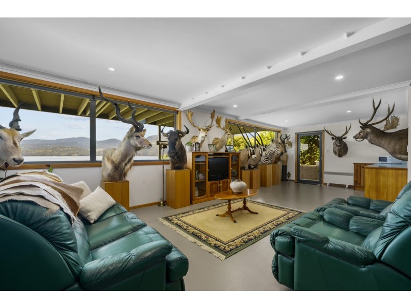 15 Macrobertsons Terrace, Claremont TAS 7011