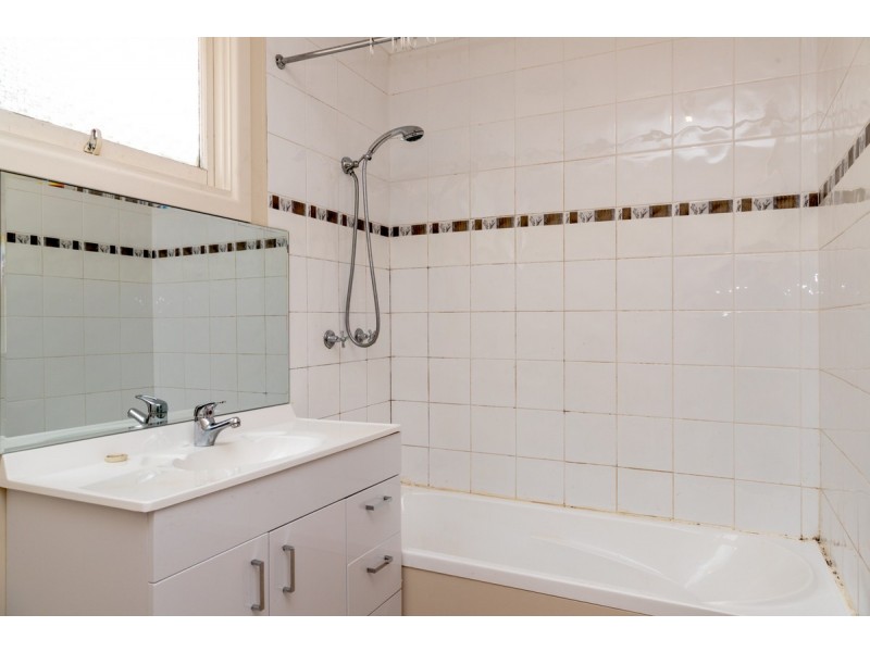 13 Bradfield Street, Claremont TAS 7011