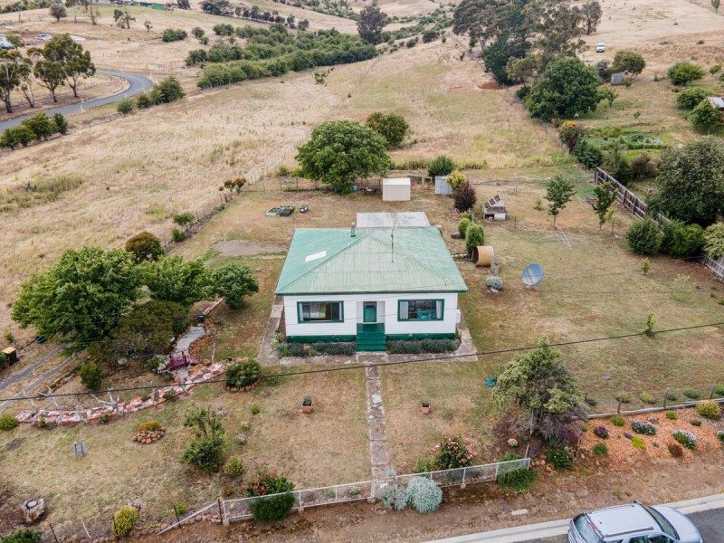 37 Franklin Place, Hamilton TAS 7140