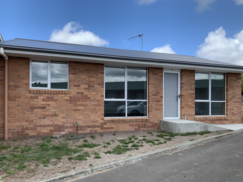 10/2 Downie Street, Brighton TAS 7030