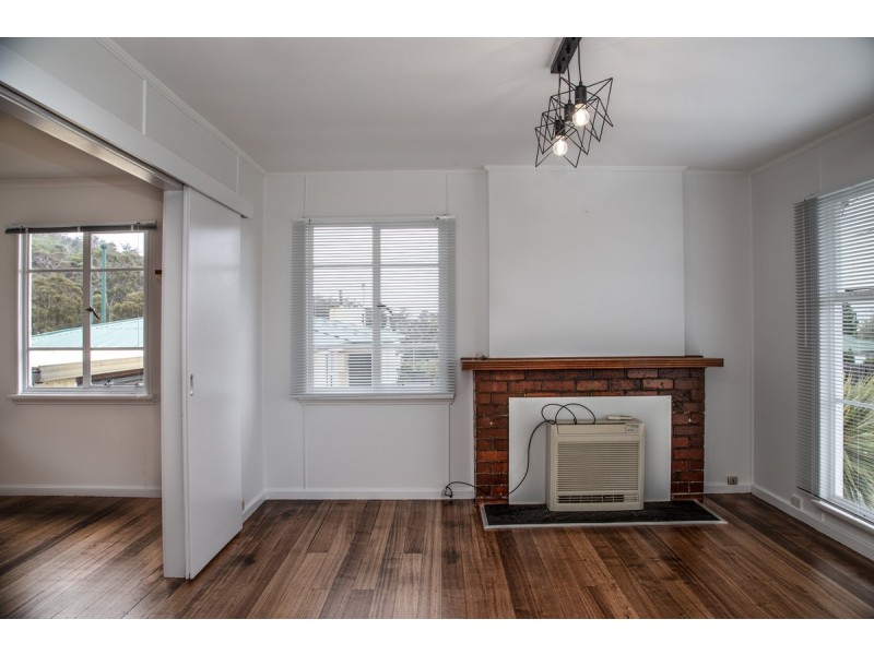 2 Arunta Crescent, Chigwell TAS 7011