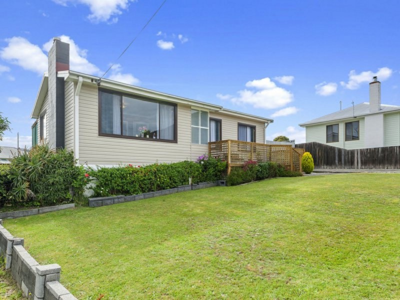 9 Biara Street, Chigwell TAS 7011