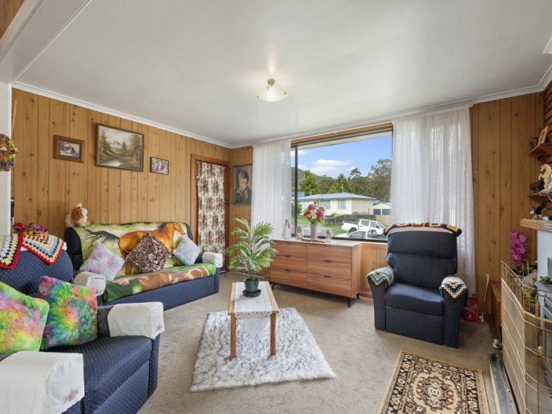 9 Biara Street, Chigwell TAS 7011