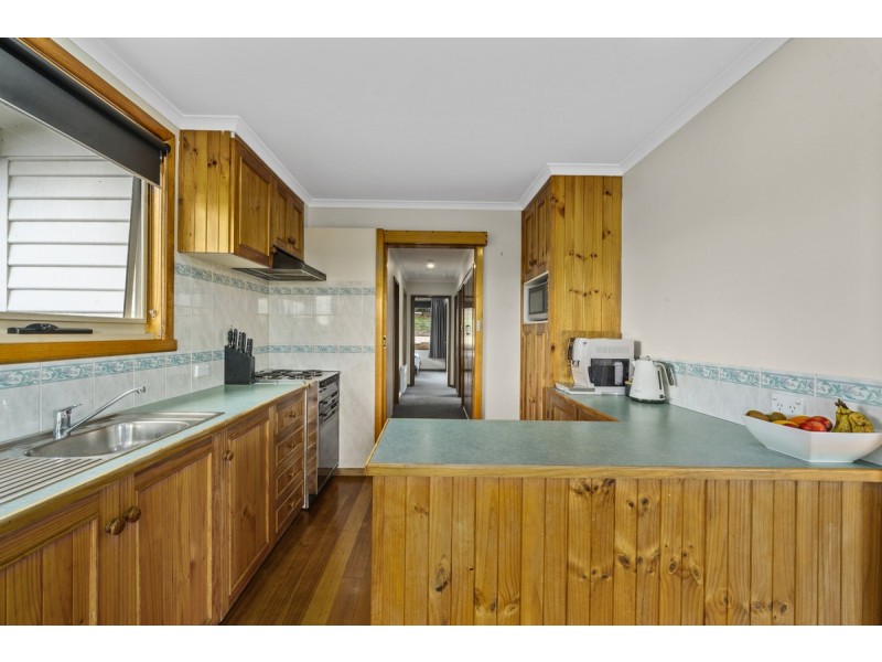 7 Bradfield Street, Claremont TAS 7011