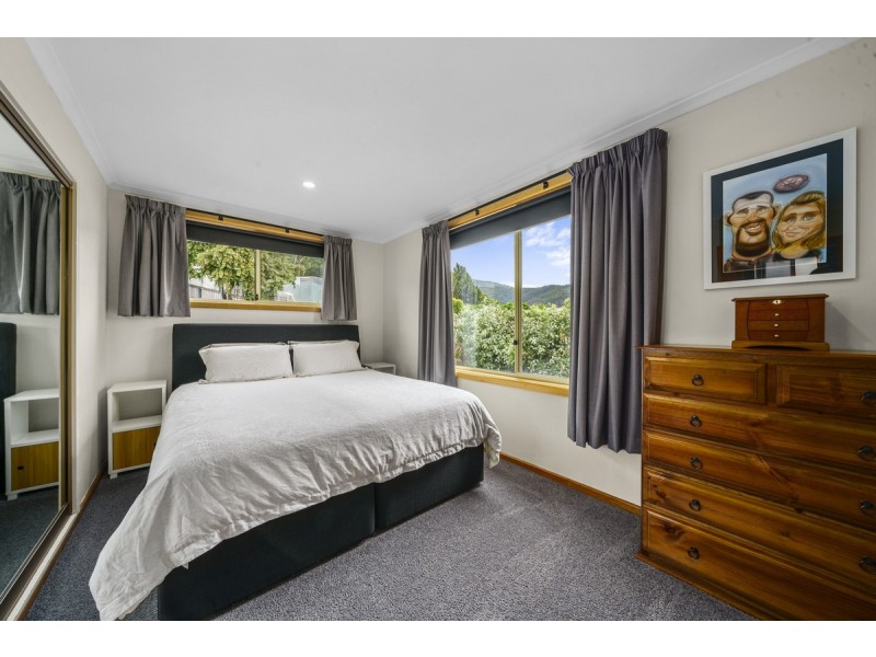 7 Bradfield Street, Claremont TAS 7011