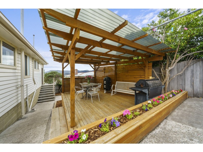 7 Bradfield Street, Claremont TAS 7011