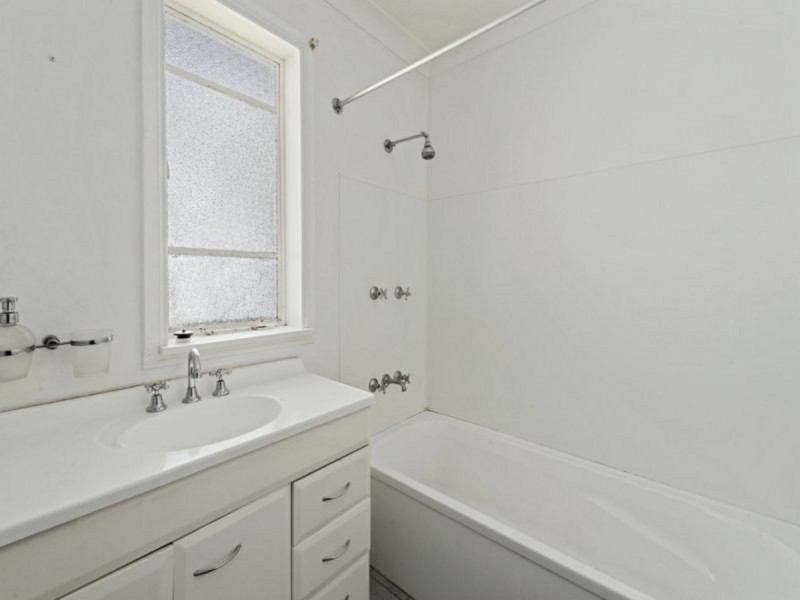 12 Arundel Street, Derwent Park TAS 7009