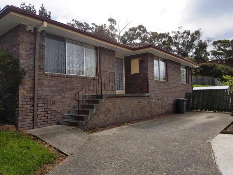 14 Kilander Crescent, Berriedale TAS 7011