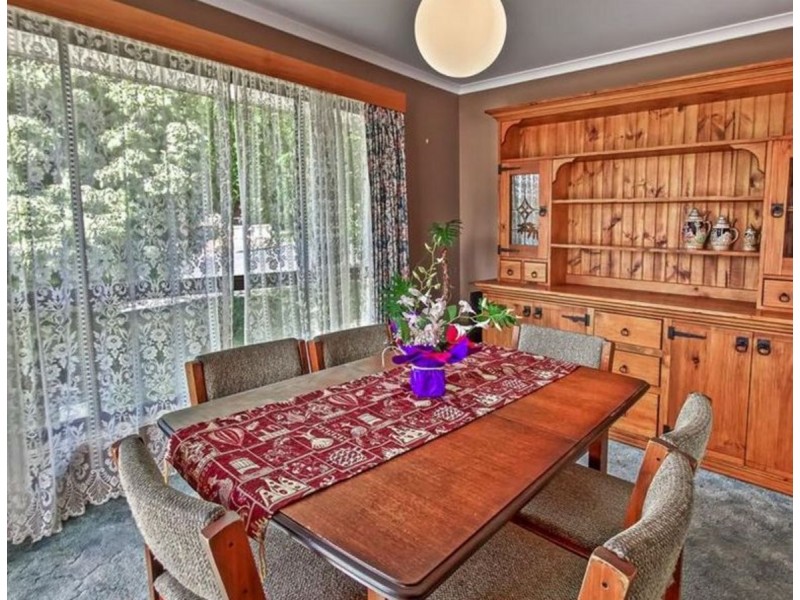 8 Cheviot Road, West Moonah TAS 7009