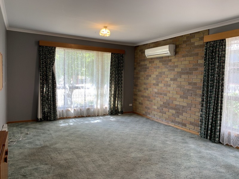 8 Cheviot Road, West Moonah TAS 7009