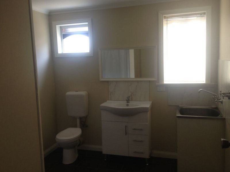 1/8 Stratton Avenue, Lenah Valley TAS 7008