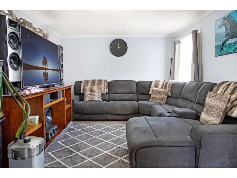 1 Guilford Crescent, Gagebrook TAS 7030