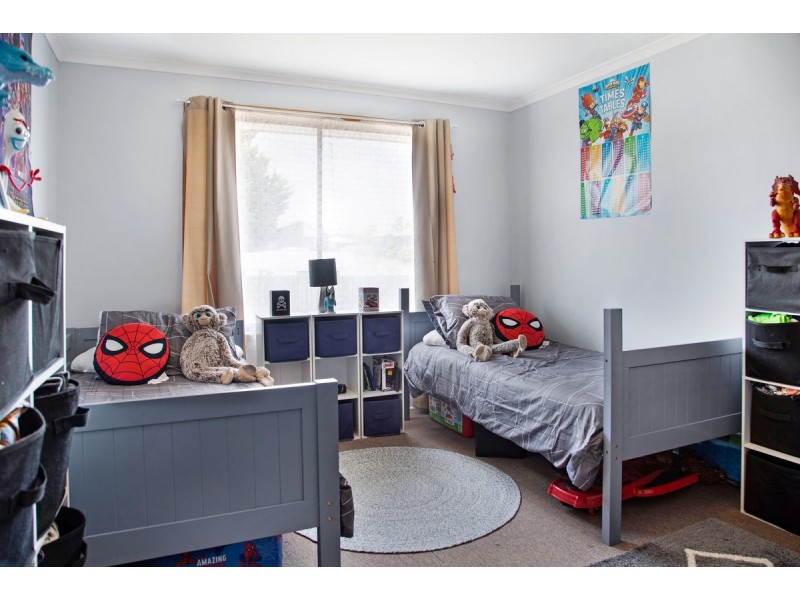 1 Guilford Crescent, Gagebrook TAS 7030