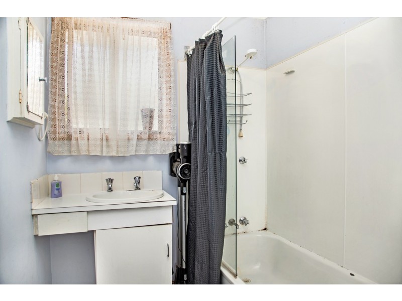 1 Guilford Crescent, Gagebrook TAS 7030