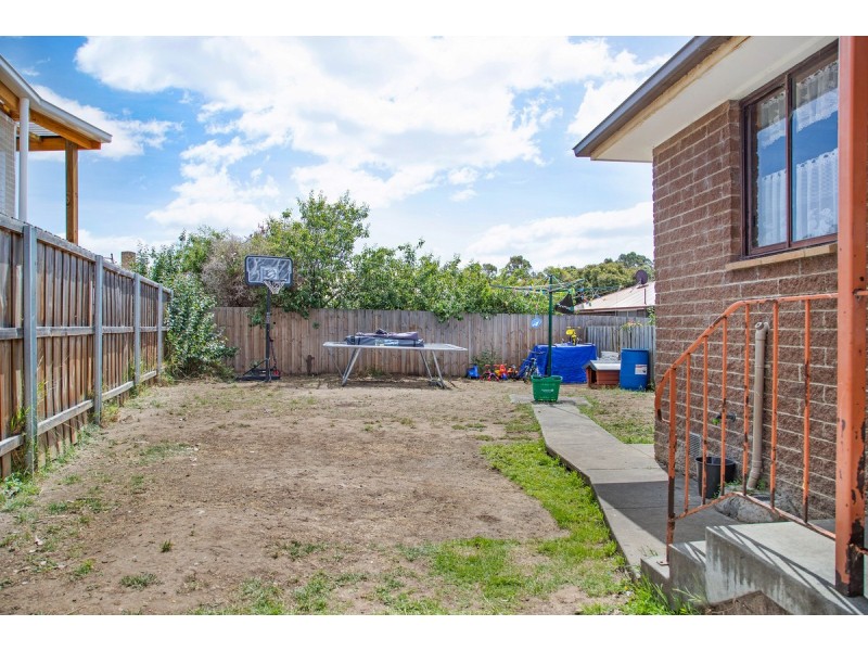 1 Guilford Crescent, Gagebrook TAS 7030