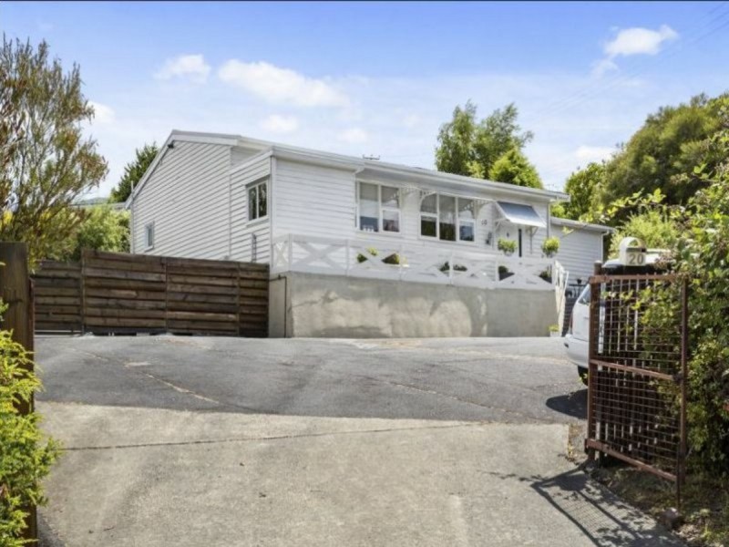 20a Girrabong Road, Lenah Valley TAS 7008