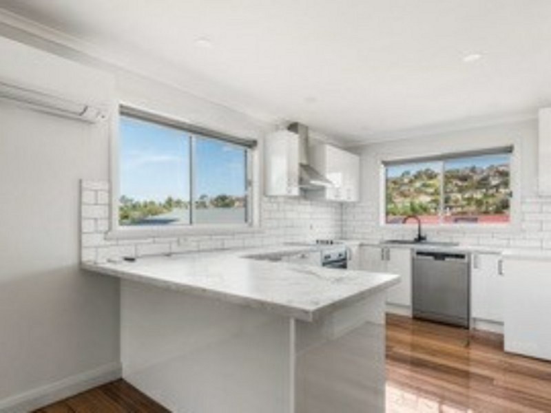 1/14 Alcides Avenues, Lenah Valley TAS 7008