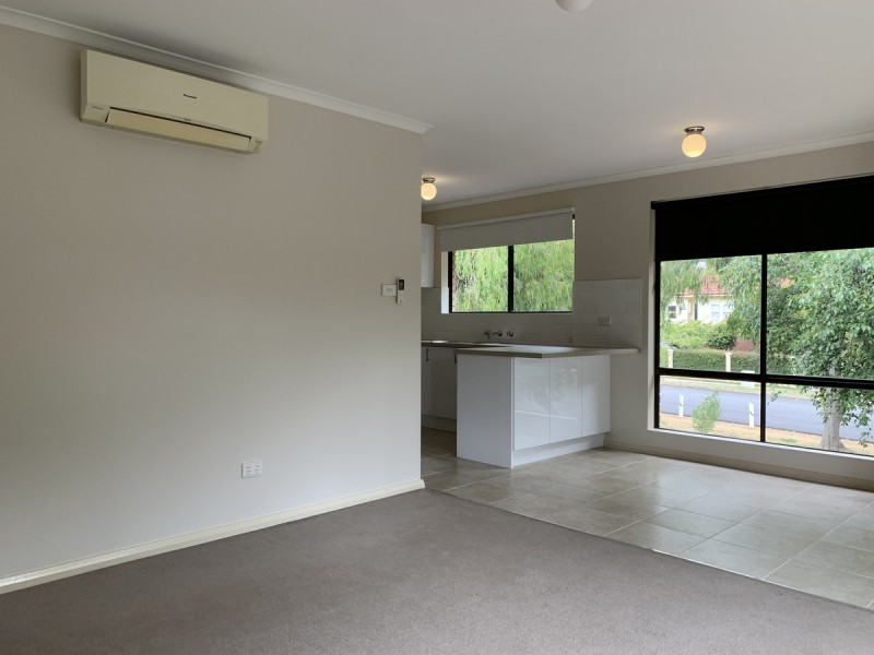 2/35 Sharps Road, Lenah Valley TAS 7008