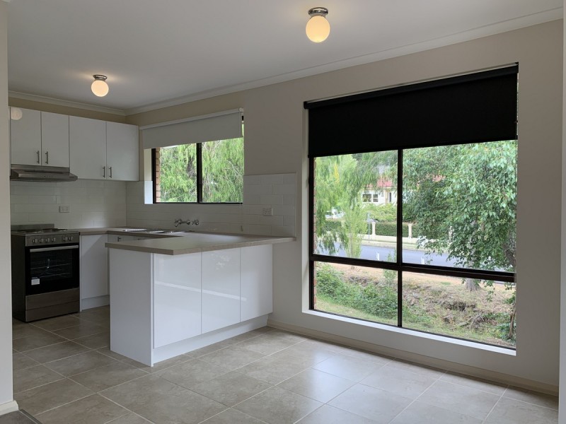 2/35 Sharps Road, Lenah Valley TAS 7008
