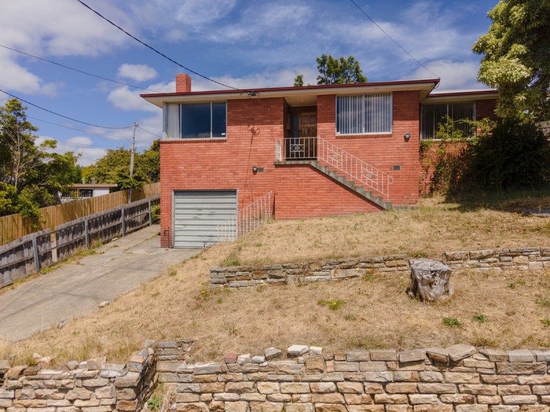 12 Hudson Crescent, Glenorchy TAS 7010