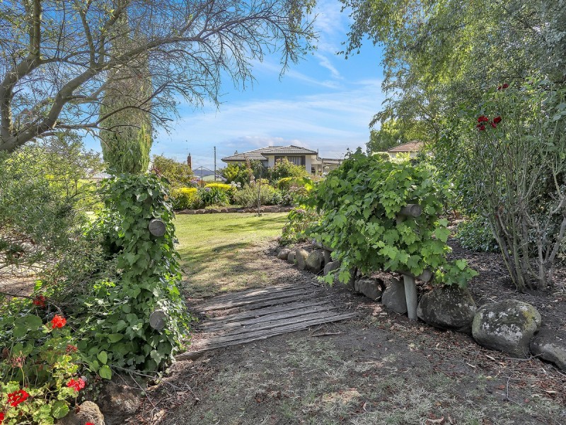 11 Seventh Avenue, New Norfolk TAS 7140