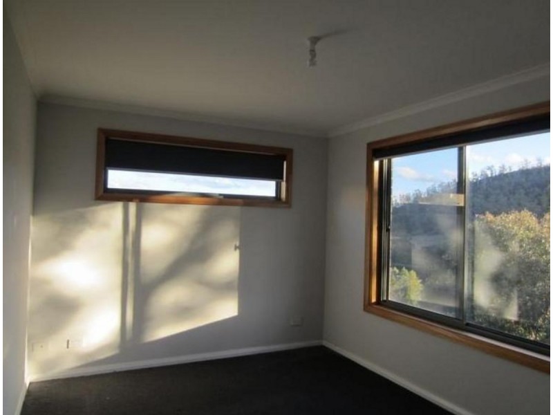 1/21 Bellemont Court, Geilston Bay TAS 7015