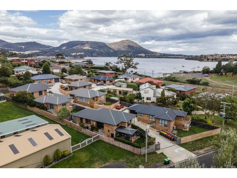 1/3 Willow Walk, Austins Ferry TAS 7011