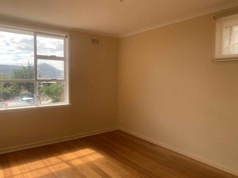 14 Carnegie Street, Claremont TAS 7011