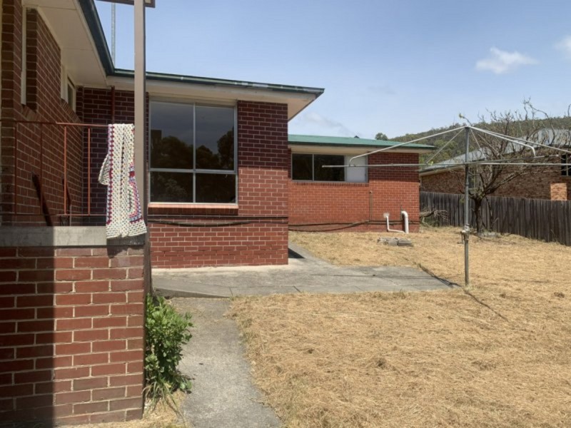 14 Carnegie Street, Claremont TAS 7011