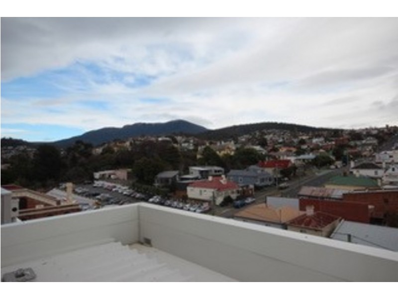 24/212 Collins Street, Hobart TAS 7000
