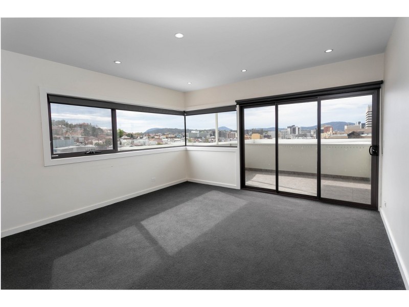 24/212 Collins Street, Hobart TAS 7000