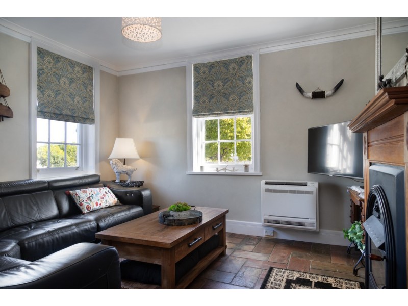 86 Main Street, Kempton TAS 7030