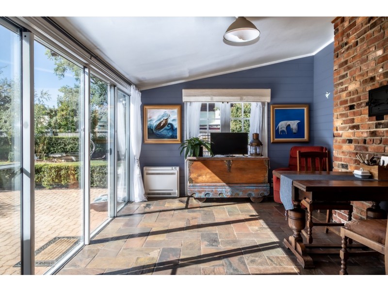 86 Main Street, Kempton TAS 7030