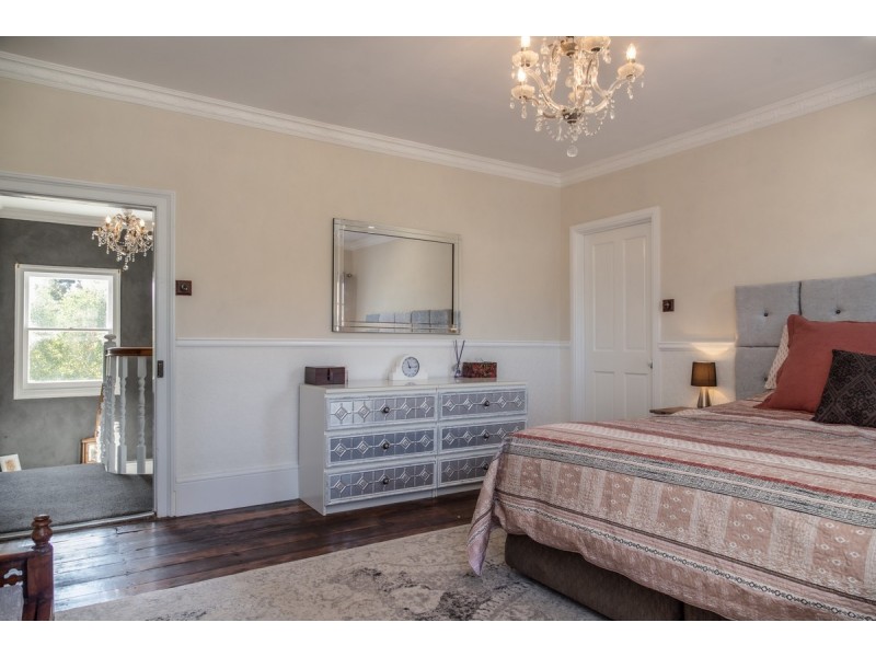 86 Main Street, Kempton TAS 7030