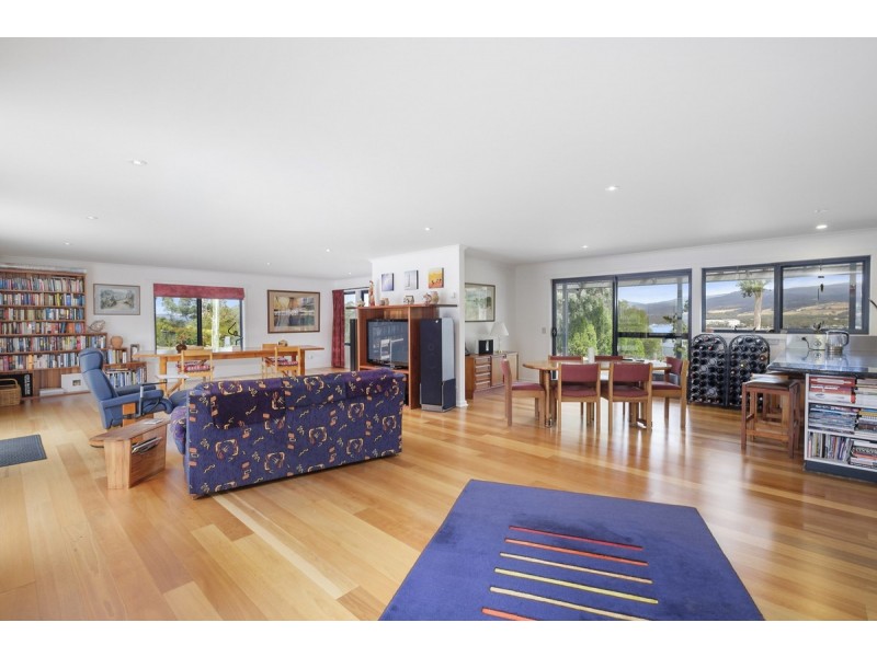 5 Jessica Court, Howden TAS 7054