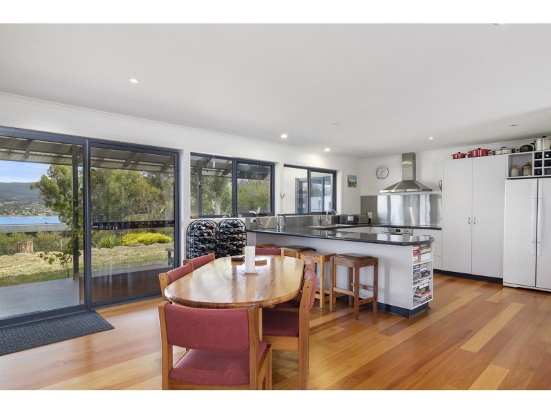 5 Jessica Court, Howden TAS 7054