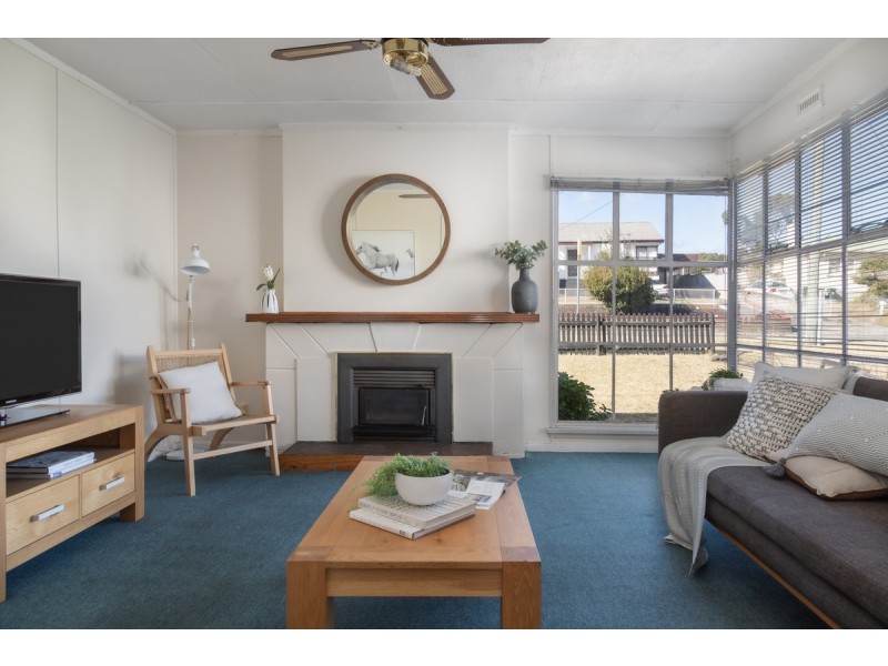 196 Bligh Street, Warrane TAS 7018