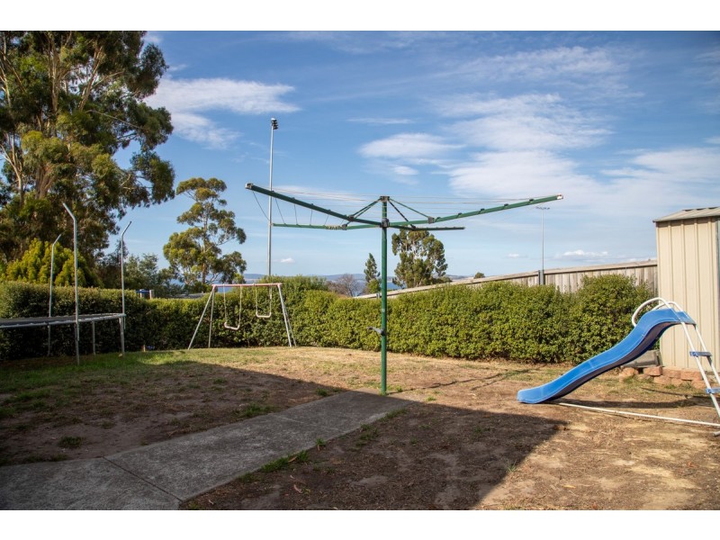 7 Sandra Drive, Blackmans Bay TAS 7052