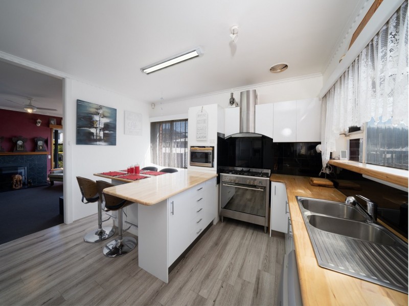 24 Leighland Road, Claremont TAS 7011