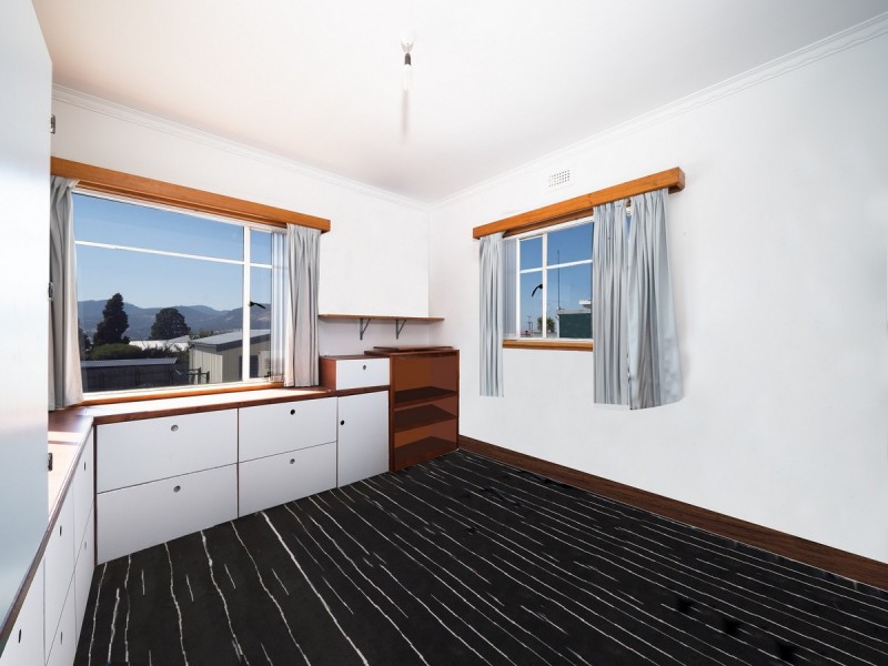 24 Leighland Road, Claremont TAS 7011