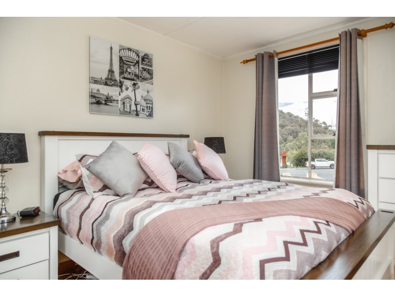 97 Chippendale Street, Claremont TAS 7011