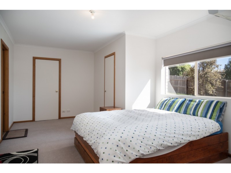 8 Copley Road, Lenah Valley TAS 7008