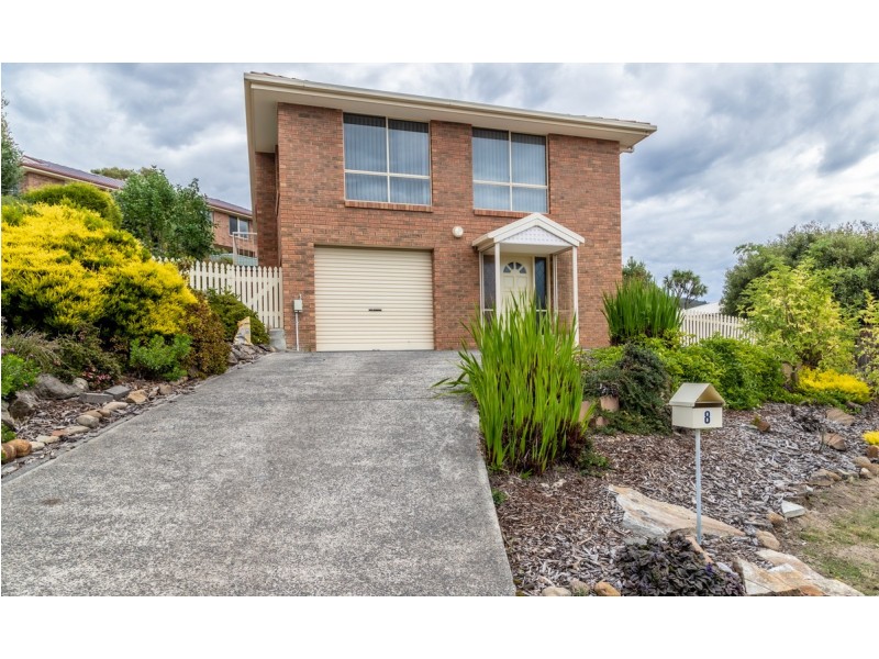 8 Copley Road, Lenah Valley TAS 7008