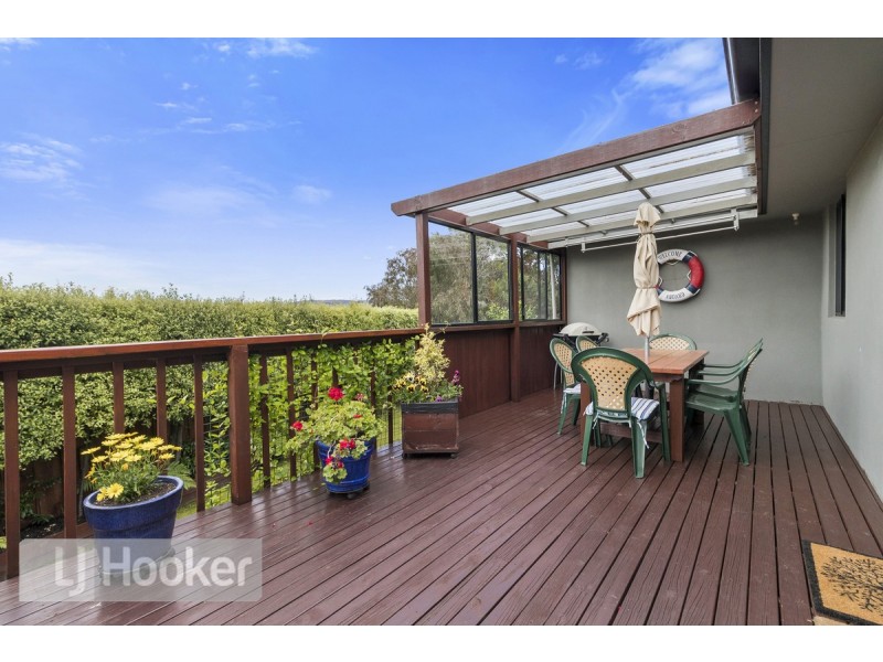 2/8 Taranaki Place, Snug TAS 7054