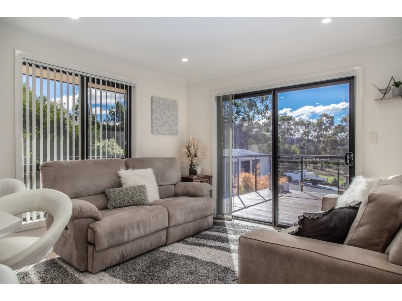 27 Hillview Drive, Margate TAS 7054