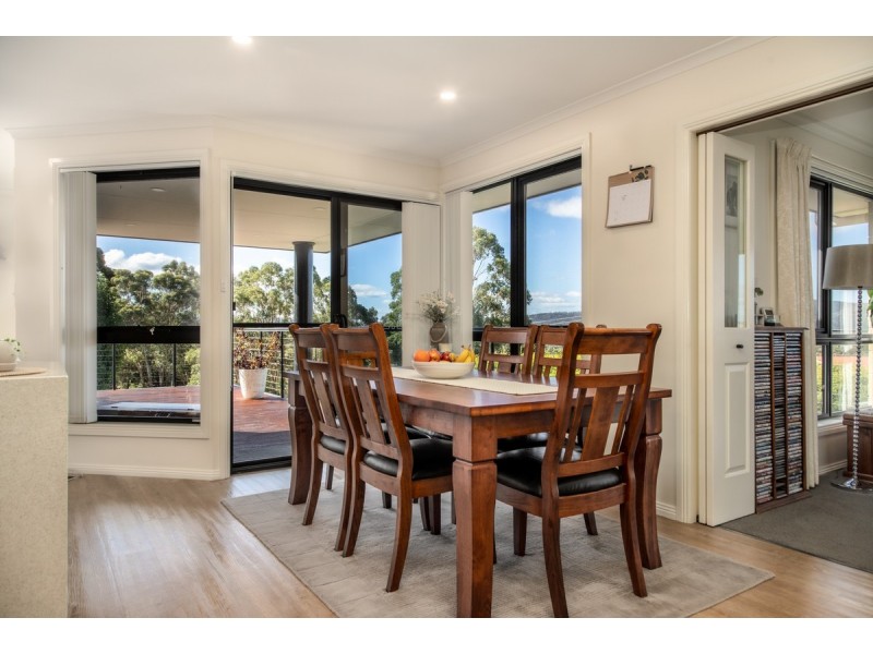27 Hillview Drive, Margate TAS 7054