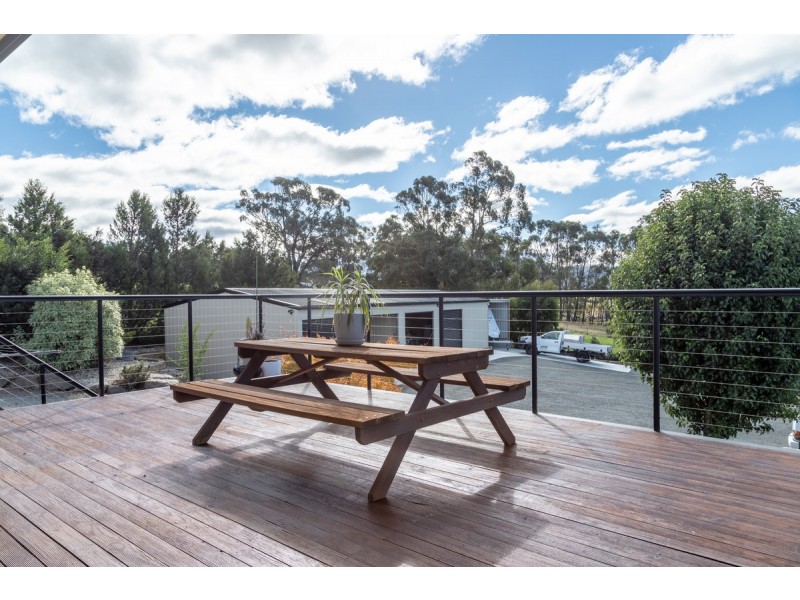 27 Hillview Drive, Margate TAS 7054