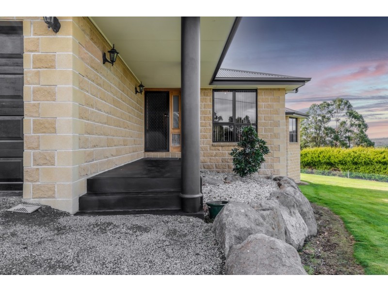 27 Hillview Drive, Margate TAS 7054