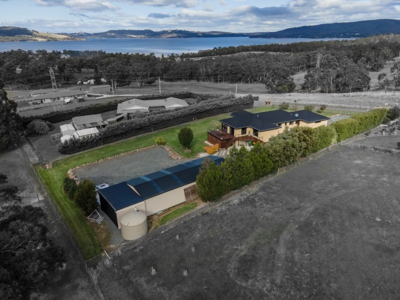 27 Hillview Drive, Margate TAS 7054